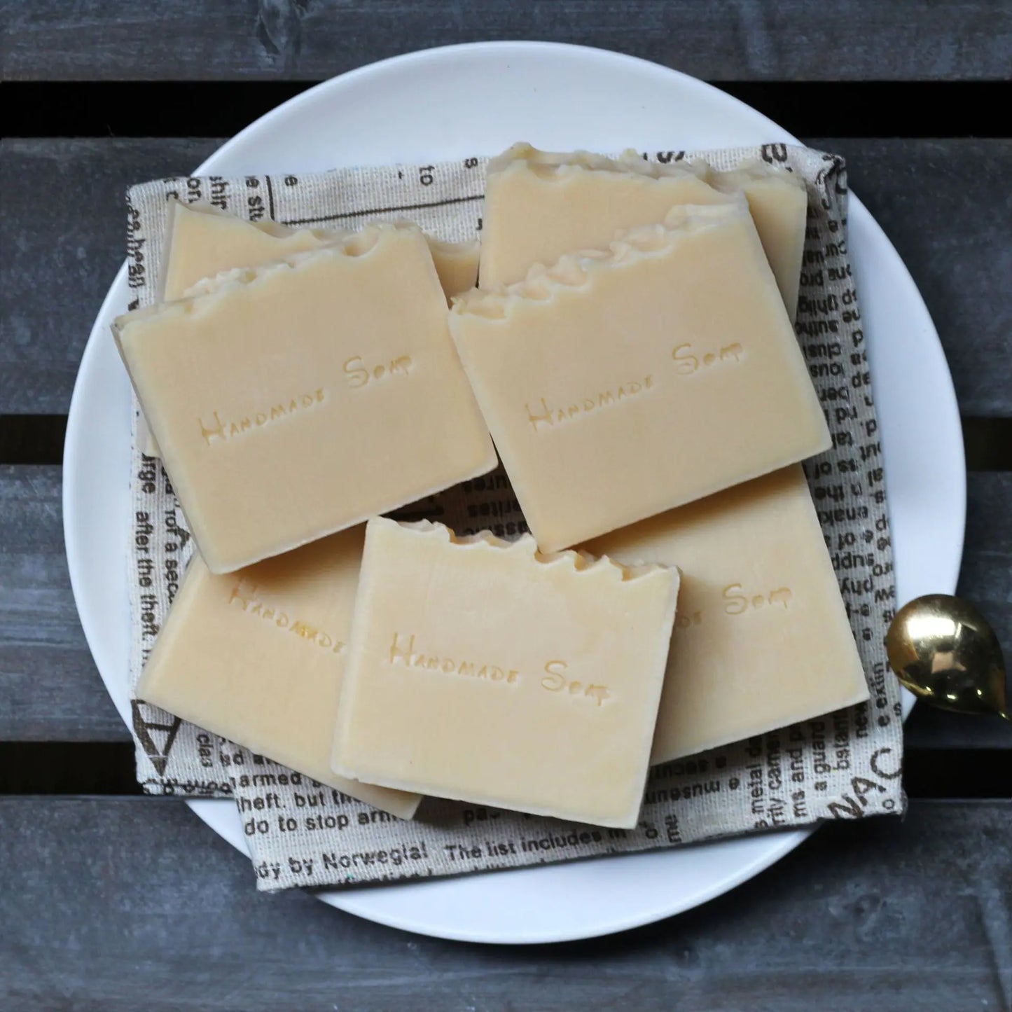 Savon artisanal naturel au miel et au lait